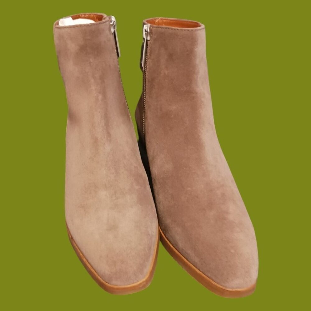 Aquatalia Faria Suede Ankle Booties W/Side Zip & Buckle Taupe Size 7M